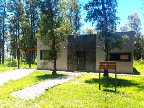 VENTA CASA 2 DORMITORIOS CAMPO TIMBO - OPORTUNIDAD