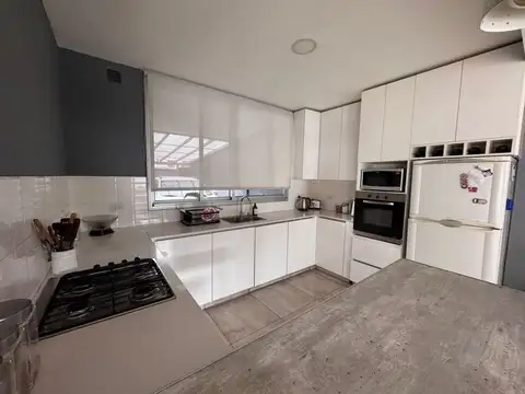 Casa en Venta en San Nicolás de los Arroyos, USD 190.000