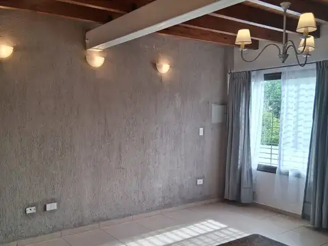 Departamento en Alquiler de 6 ambientes