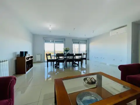 Nazaret 2937 , Piso 9