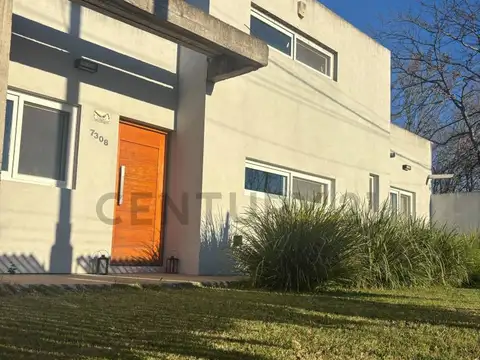Casa en Venta en Lisandro Olmos Etcheverry, USD 120.000