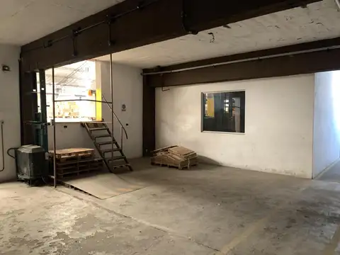 Depósito - Villa Adelina