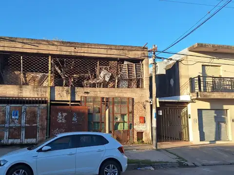 LOCAL, DEPOSITO EN VENTA