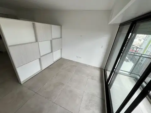 Departamento en Alquiler en Luis Agote, $ 420.000
