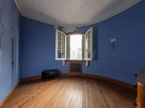 VENTA 5 AMBIENTES  EN PASAJE RIVAROLA SAN NICOLAS