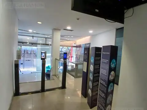 Oficina en Venta al Este