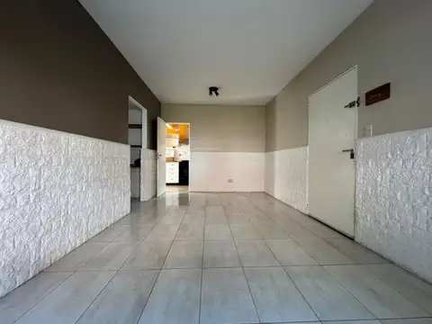 Depto Tipo Casa 4 ambientes con 2 baños