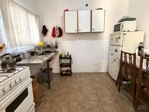 Casa en Venta con 3 cocheras