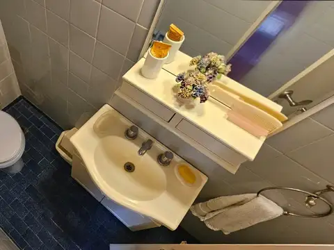 Departamento 4 ambientes con 2 baños