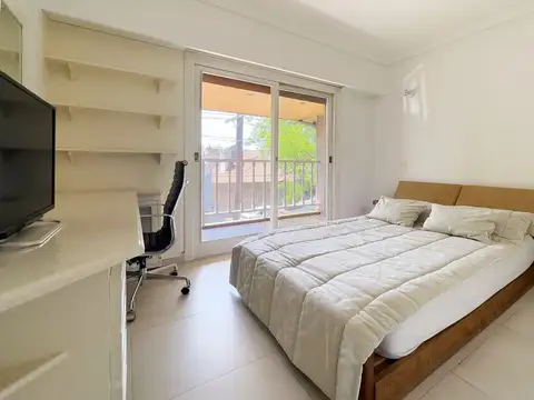 VENTA CASA 4 DORM MARTINEZ/PILETA ZONA HIPODROMO