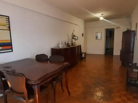 Departamento 5 ambientes con 2 baños