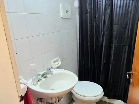 Depto Tipo Casa en Venta en Ramos Mejía, USD 88.000