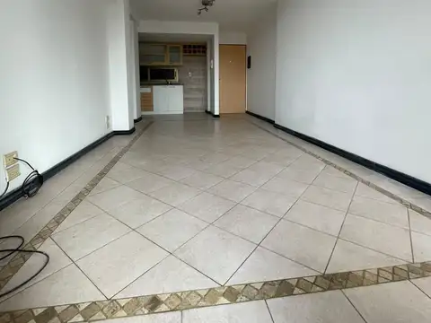 Machado 1000, Piso 7