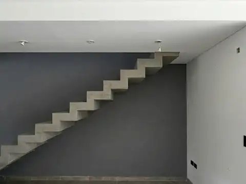 Casa en Venta en Claros del Bosque, USD 225.000