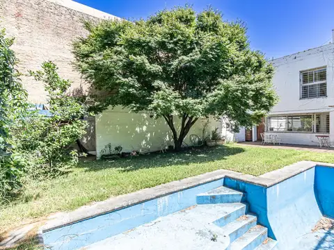 Casa 7 ambientes con 3 baños