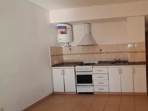 Departamento en Alquiler en Centro, $ 450.000