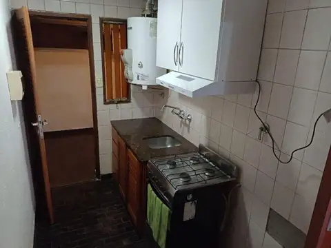 Casa 2 ambientes con 1 baño
