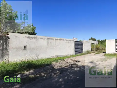 CASA EN VENTA EN LAS LOMITAS - CAMPO QUIJANO