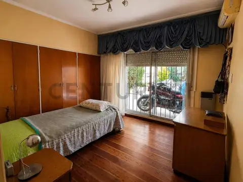 CASA 4 AMB EN VENTA. SANTA RITA