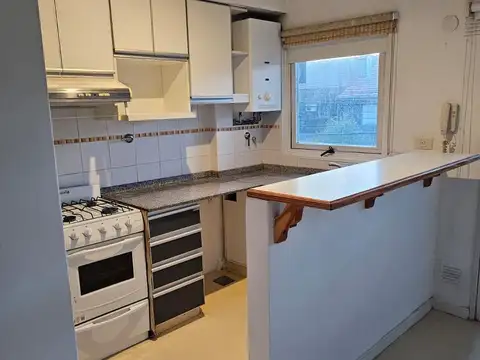 Departamento en Alquiler en Florida Mitre/Este, $ 800.000