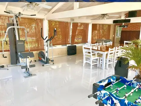 Divina Casa Los Lagartos C.C 5 dorm  quincho piscina 2 lotes