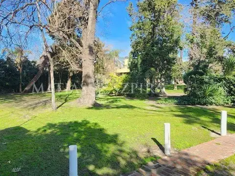 Quinta en Venta en Villa Gobernador Udaondo, USD 299.000