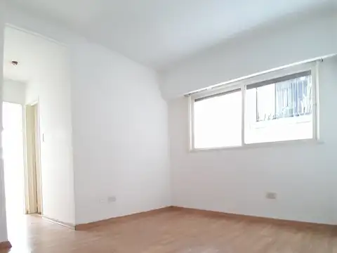 Av Libertador 700, Piso 5