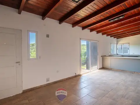 Casa 5 ambientes con 1 baño