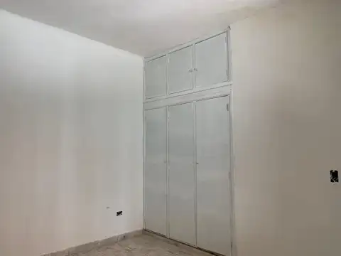 Venta de casa tres ambientes en bella vista