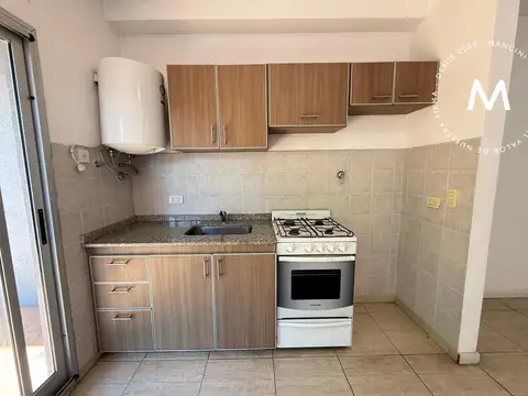 Departamento en Alquiler en Villa Ballester, $ 750.000