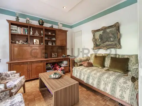 Departamento 5 ambientes con 3 baños
