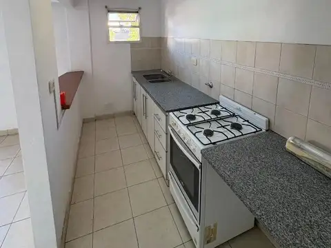 Departamento en Alquiler con 1 cocheras