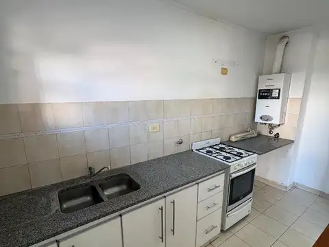 Alquiler de departamento dos dormitorios, La Plata