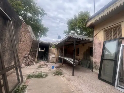 LOTE  EN VENTA CON GALPON  BARRIO TABLADA