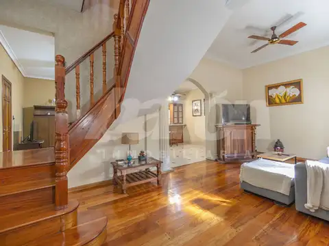 Casa 4 ambientes con 3 baños