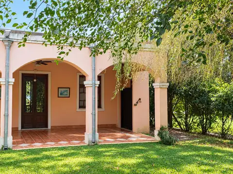 Casa en Venta en La Peregrina, USD 230.000