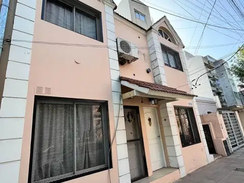 ALQUILER  PH de 2 ambientes y medio en complejo- Haedo SUR.