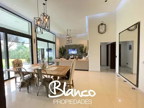 Casa en Venta en El Recodo, USD 299.000