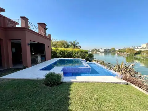 VENTA CASA NUEVO QUILMES 8 AMBIENTES A LA LAGUNA