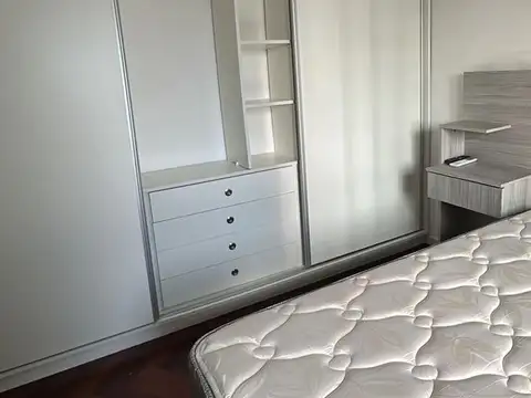 Departamento  con jardín semiprivado  Palermo Chico  Apto Profesional )