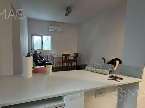 Departamento  con jardín semiprivado  Palermo Chico  Apto Profesional (502260701)