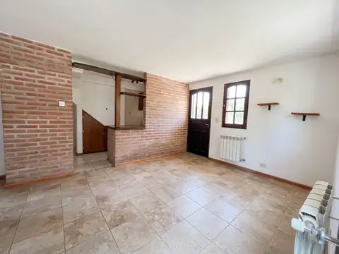 Depto Tipo Casa en Venta de 4 ambientes