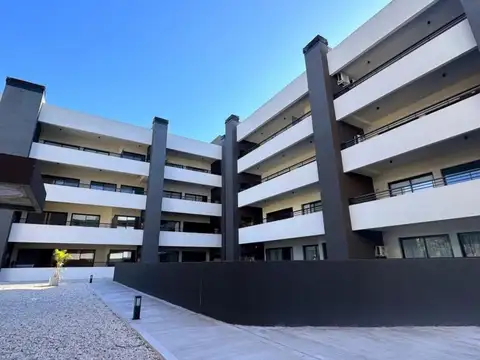 DEPARTAMENTO MONOAMBIENTE EN VENTA - HURLINGHAM