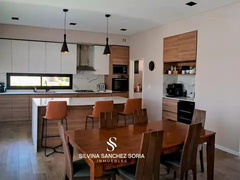 VENTA CASA 5 AMBIENTES, BARRIO PRIVADO MONET
