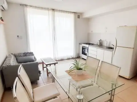 Alquiler temporario Ovidio Lagos al 900