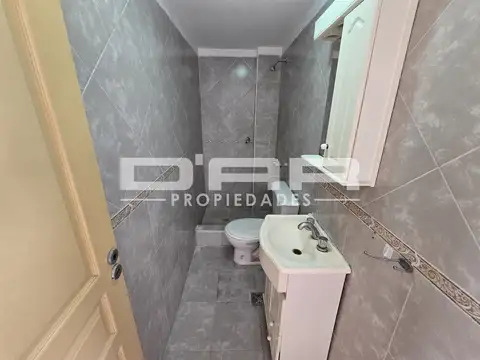 Depto Tipo Casa en Alquiler en Mataderos, $ 800.000