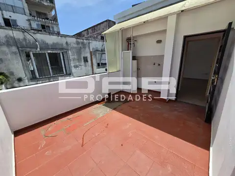 Alquiler Ph De 3 Ambientes Con Patio + Terraza Propia