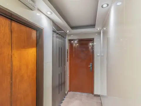 VENTA CONSULTORIO/OFICINA 3 AMBIENTES PLANTA BAJA AL CONTRAFRENTE EN PALERMO