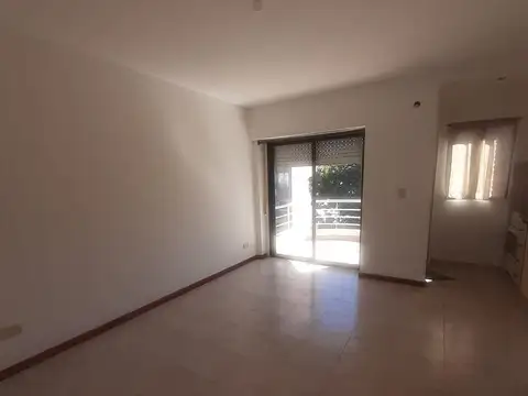 Se alquila departamento de un dormitorio. Cercano al HECA   y a  la Universidad Católica Argentina