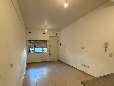 Donado 2800, Piso PB